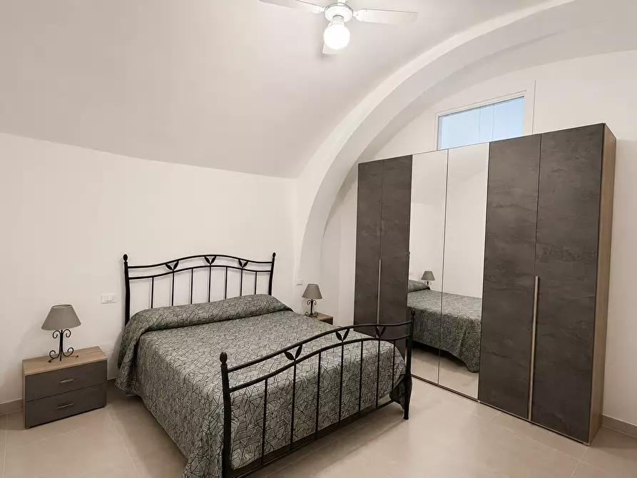 Immagine 36 di Trilocale in vendita  in Via Orazio Comes 38 a Monopoli