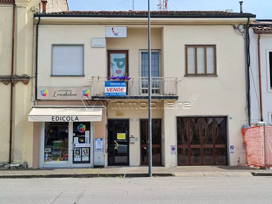 Immagine 1 di Quadrilocale in vendita  in Via Carlo Porta 44 a Noventa Vicentina