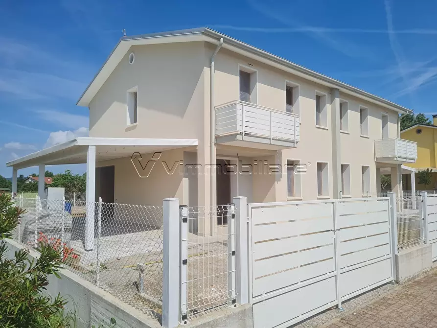 Immagine 5 di Casa bifamiliare in vendita  in via degli alpini sn a Albettone