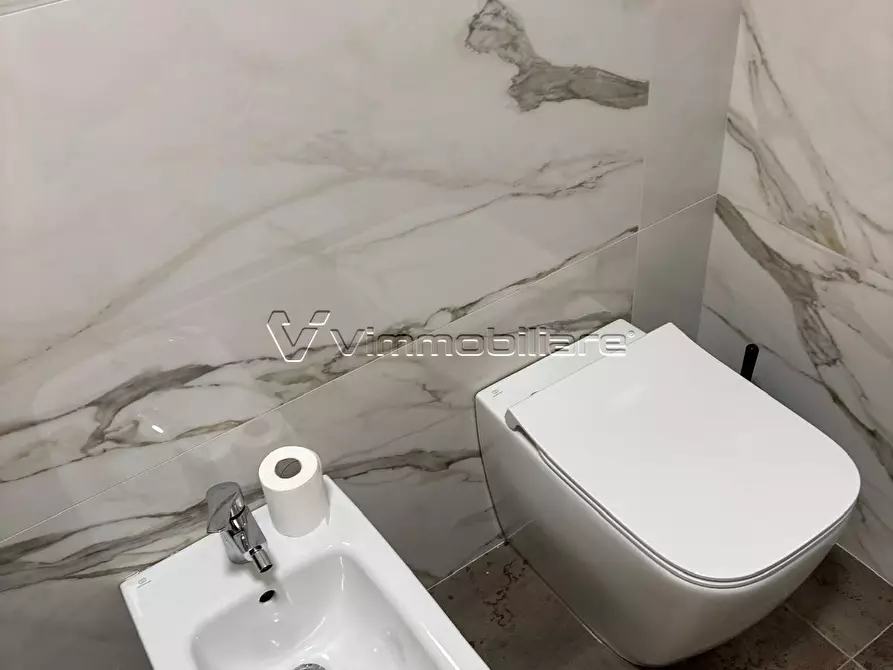Immagine 21 di Bilocale in affitto  a Vo
