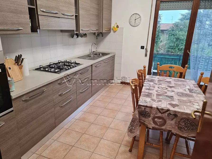 Immagine 3 di Quadrilocale in vendita  in Via Bergoncino snc a Noventa Vicentina