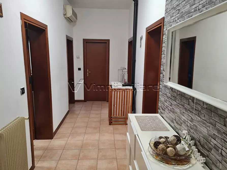 Immagine 4 di Quadrilocale in vendita  in Via Bergoncino snc a Noventa Vicentina