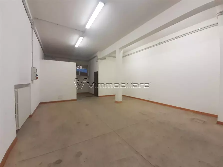 Immagine 2 di Laboratorio in affitto  in Via Lovolo 32 a Albettone
