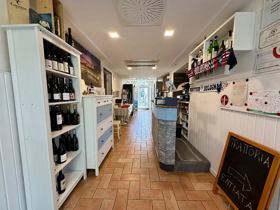 Immagine 1 di Bar / Ristorante in vendita  a Zola Predosa