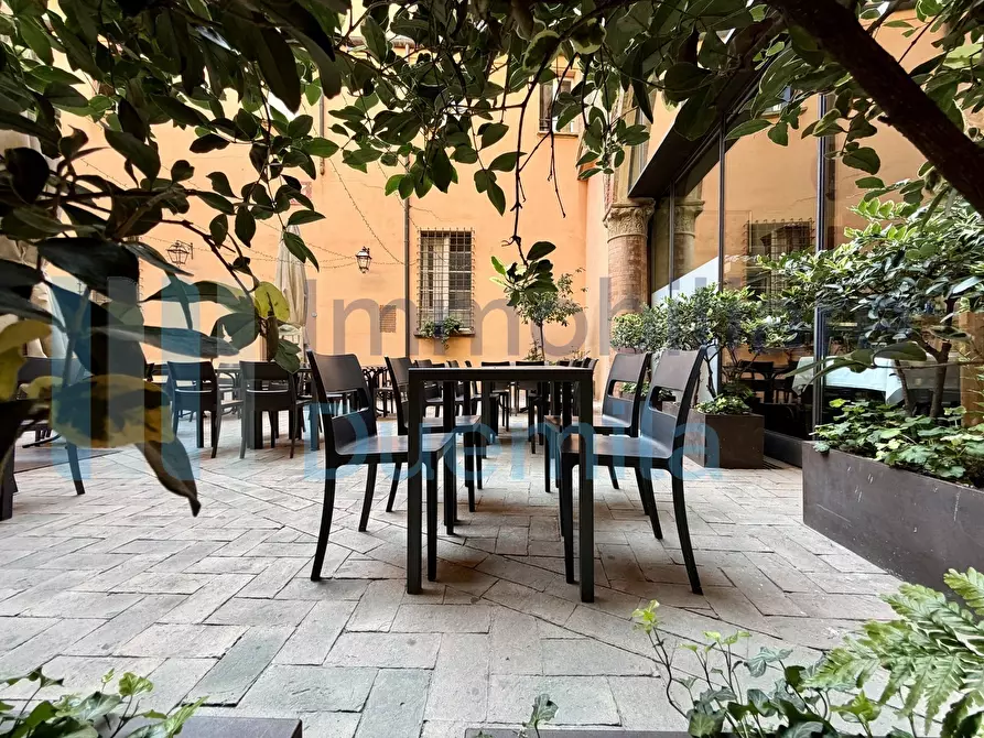 Immagine 37 di Bar / Ristorante in vendita  a Bologna