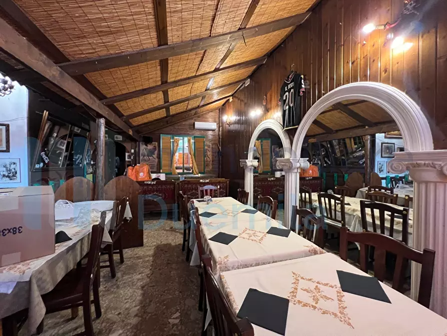 Immagine 10 di Bar / Ristorante in vendita  a Bologna