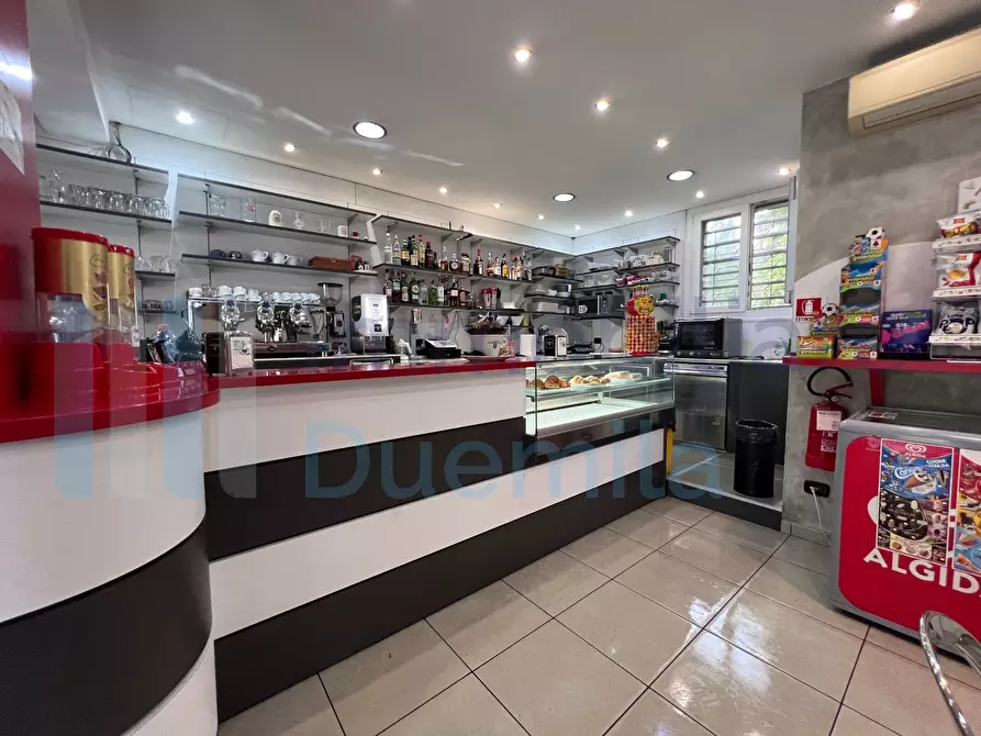 Immagine 2 di Bar / Ristorante in vendita  a Bologna