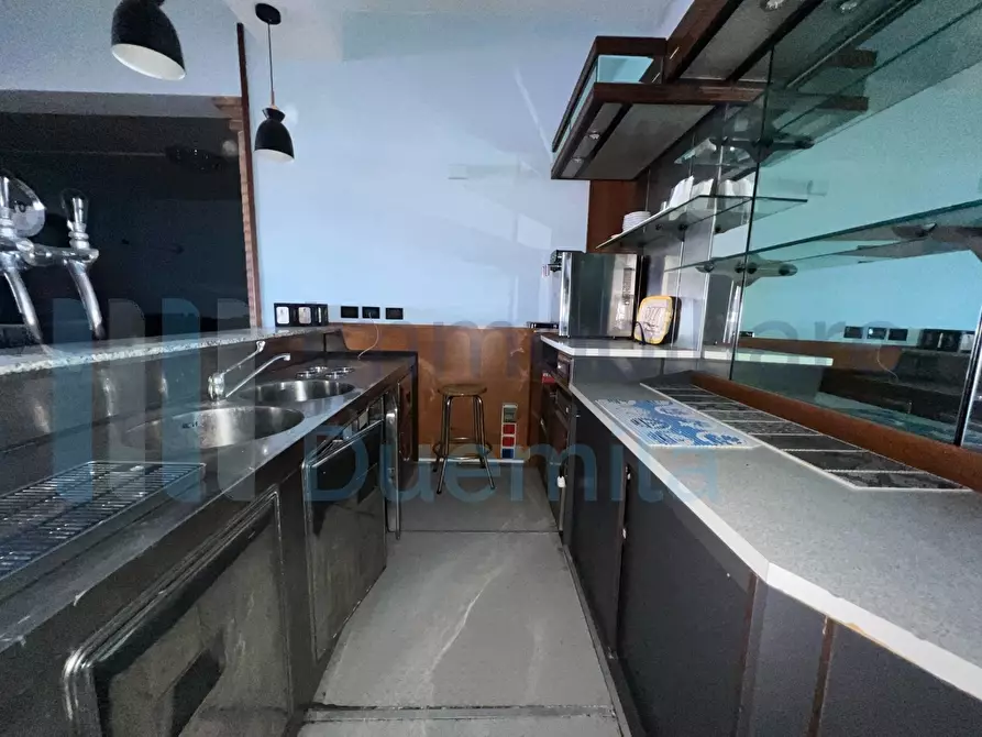 Immagine 41 di Locale commerciale in affitto  a Baricella