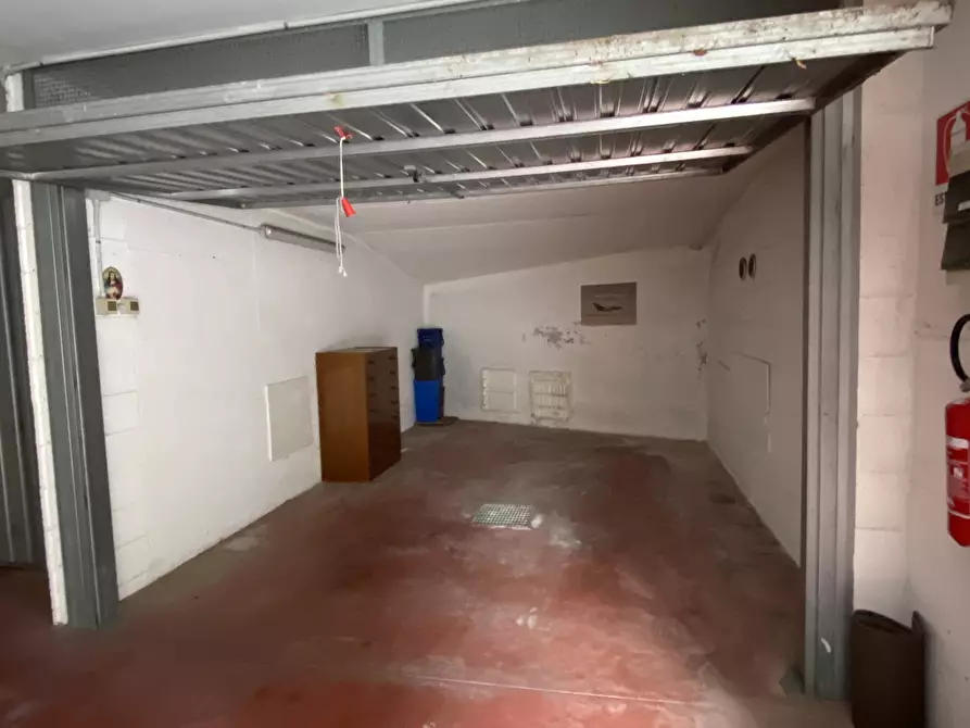 Immagine 11 di Bilocale in affitto  a Desenzano Del Garda