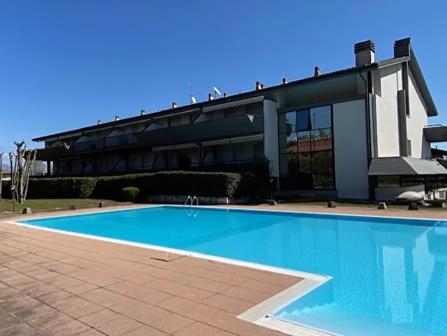 Immagine 1 di Bilocale in affitto  a Desenzano Del Garda