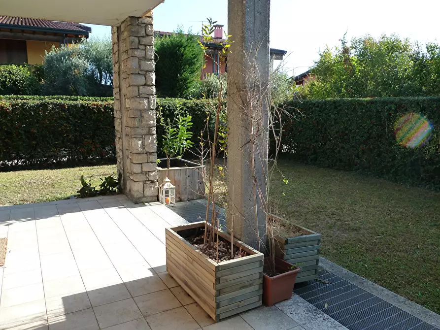 Immagine 9 di Bilocale in affitto  a Desenzano Del Garda