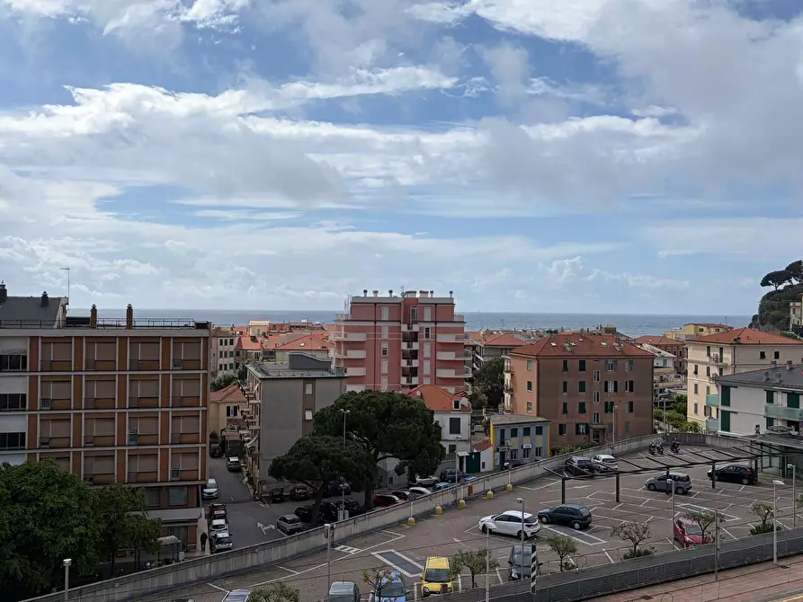 Immagine 7 di Quadrilocale in affitto  in Via Gioia 8 a Celle Ligure