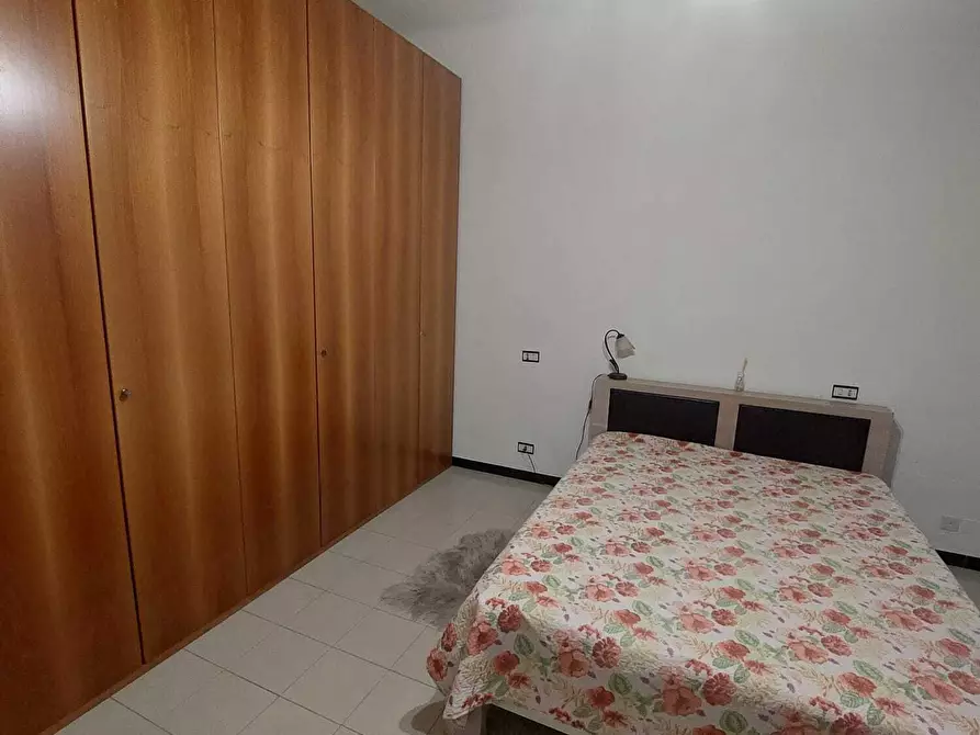 Immagine 9 di Bilocale in vendita  in Via Zara 10 a Savona