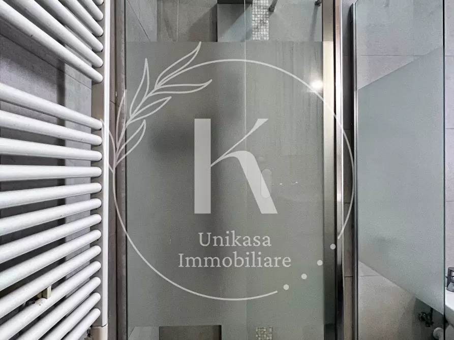 Immagine 12 di Pentalocale in vendita  in Piazza Aurelio Saffi a Savona