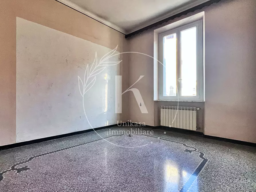 Immagine 21 di Quadrilocale in vendita  in Via Giuseppe Parini 14 a Vado Ligure