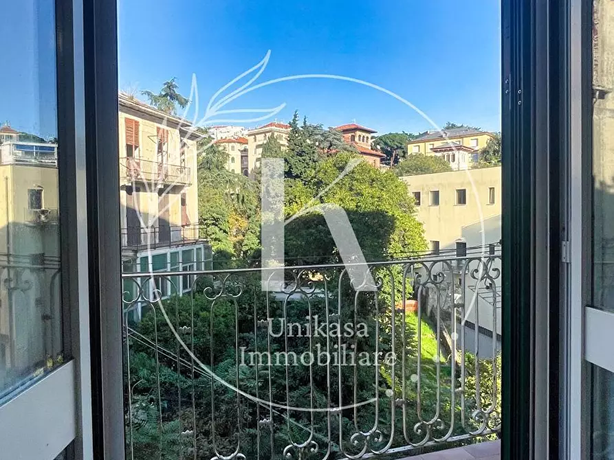 Immagine 19 di Quadrilocale in vendita  in Via Anton Giulio Barrili a Savona