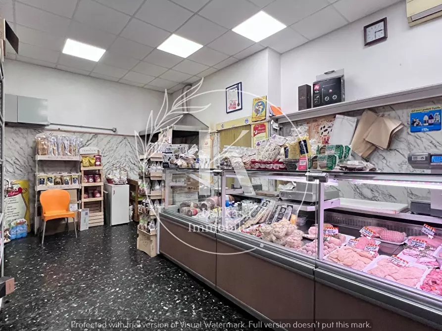 Immagine 4 di Attività commerciale in vendita  in Corso Tardy e Benech a Savona