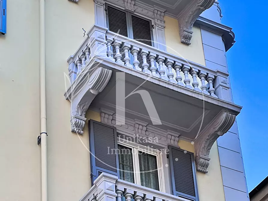 Immagine 29 di Quadrilocale in vendita  in Via Giuseppe Parini 14 a Vado Ligure