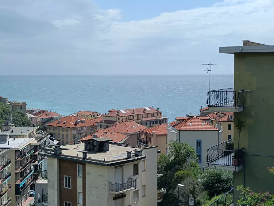 Immagine 1 di Trilocale in affitto  in Via Cassisi 77 a Celle Ligure