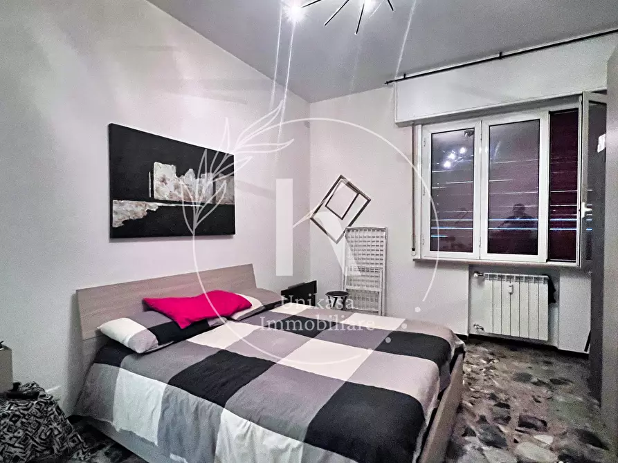 Immagine 11 di Trilocale in vendita  in Galleria Carlo Aschero a Savona