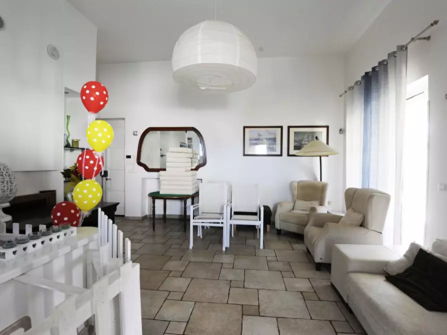 Immagine 17 di Villa in vendita  a Carovigno