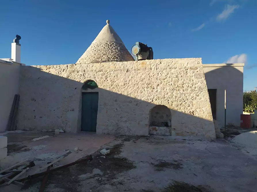 Immagine 2 di Villa in vendita  in CONTRADA MOLILLO 22 a Ostuni