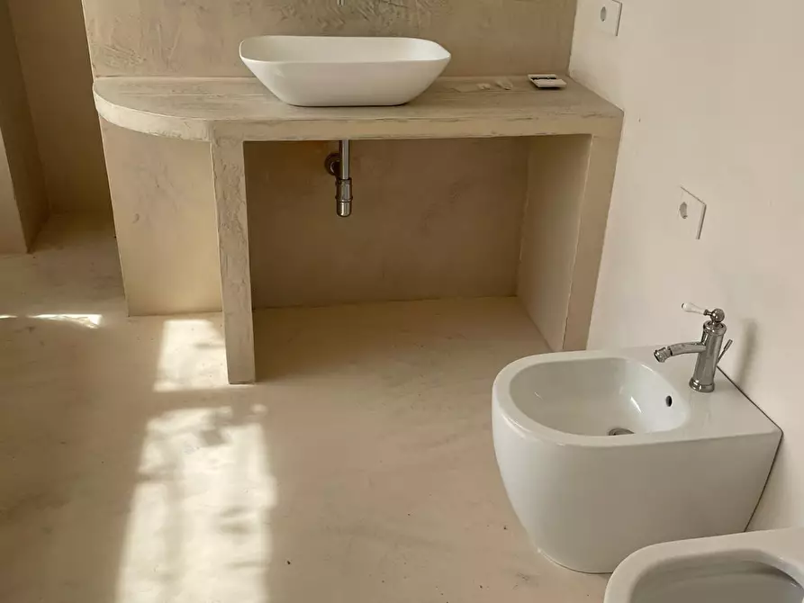 Immagine 34 di Rustico / casale in vendita  in corso giuseppe mazzini a Ostuni