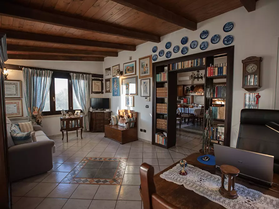 Immagine 8 di Villa in vendita  in CONTRADA FIORENTINO a Ostuni