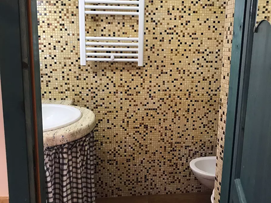 Immagine 13 di Casa indipendente in vendita  in Via Alfonso Pomes 76 a Ostuni