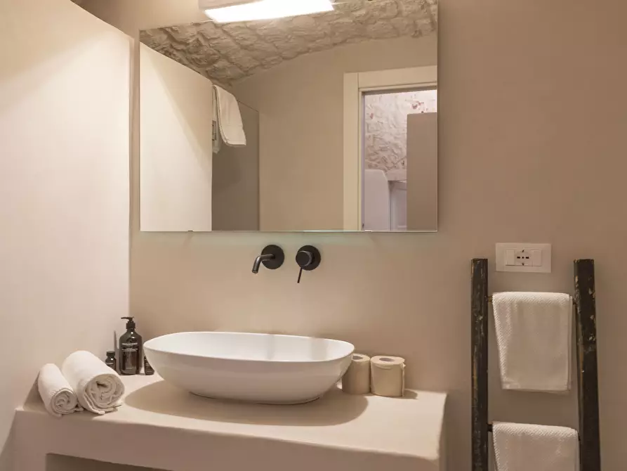 Immagine 34 di Casa indipendente in vendita  in Via Maresca Gennaro a Ostuni