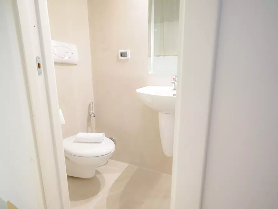 Immagine 23 di Palazzo in vendita  in Via Cattedrale a Ostuni