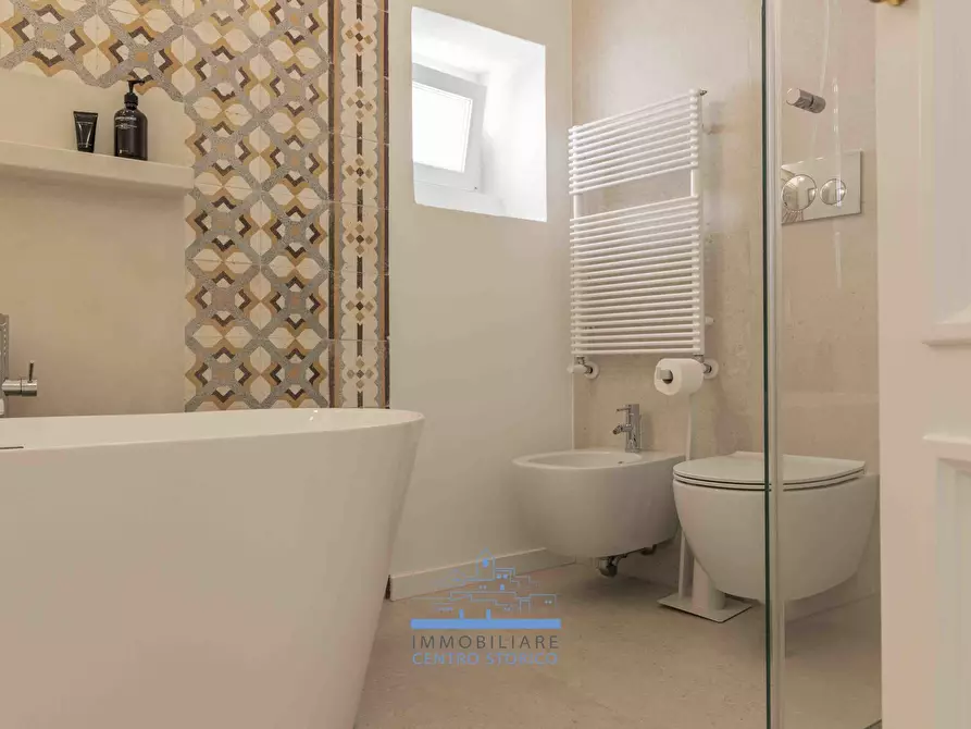 Immagine 31 di Palazzo in vendita  in Via Luca Mindelli a Ostuni