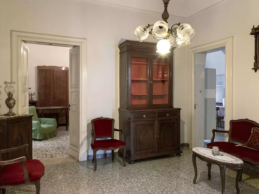 Immagine 3 di Palazzo in vendita  in Via Giordano Bruno 10 a Ostuni