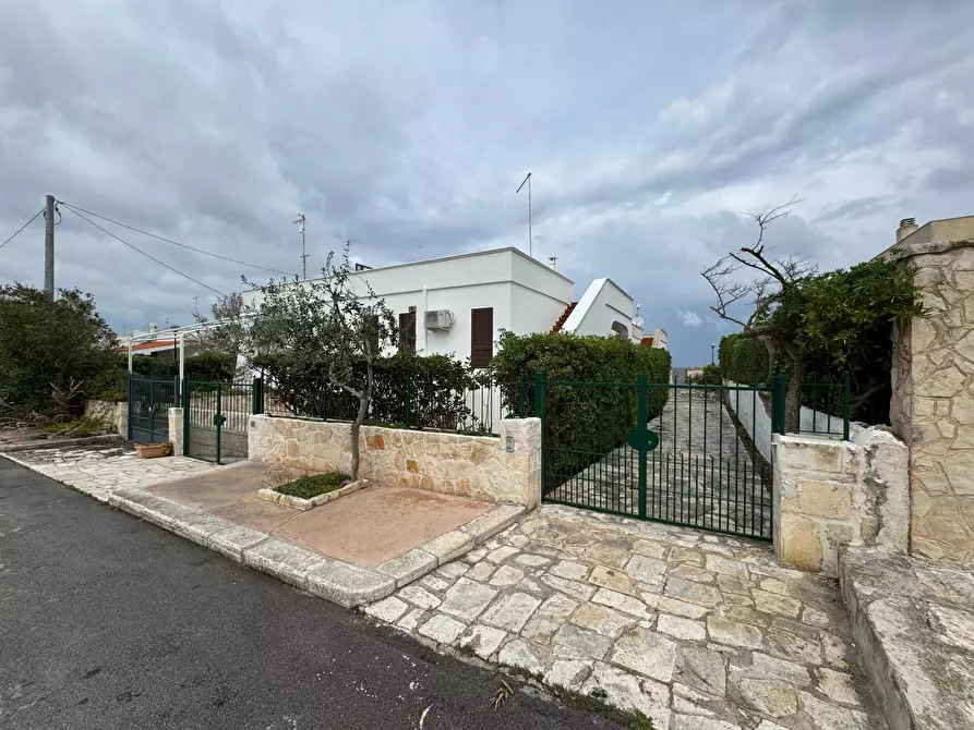 Immagine 4 di Villa in vendita  in Piazza dell' Angelo a Ostuni