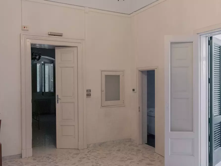Immagine 17 di Palazzo in vendita  in Via Martiri di Kindu a Ostuni
