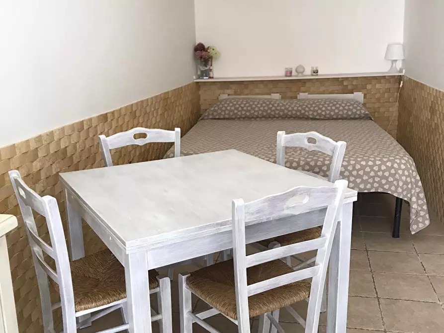 Immagine 10 di Casa indipendente in vendita  in Via Alfonso Pomes a Ostuni