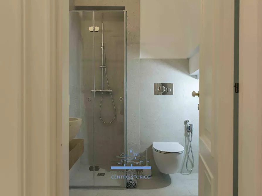 Immagine 11 di Palazzo in vendita  in Via Luca Mindelli a Ostuni