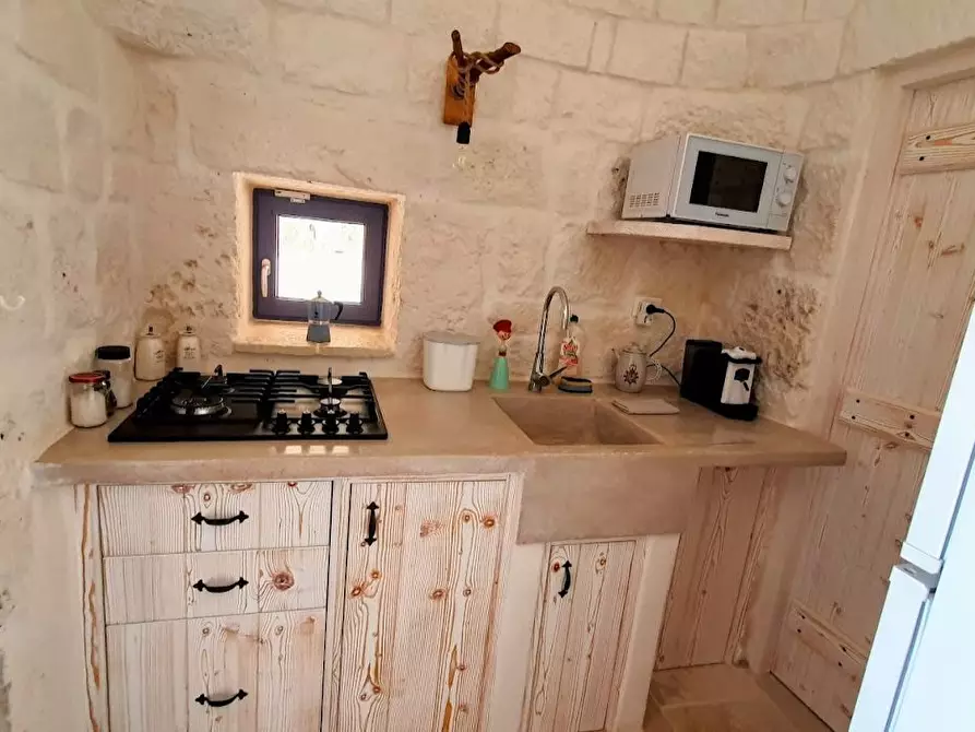 Immagine 16 di Villa in vendita  in CONTRADA  PASCAROSA a Ostuni