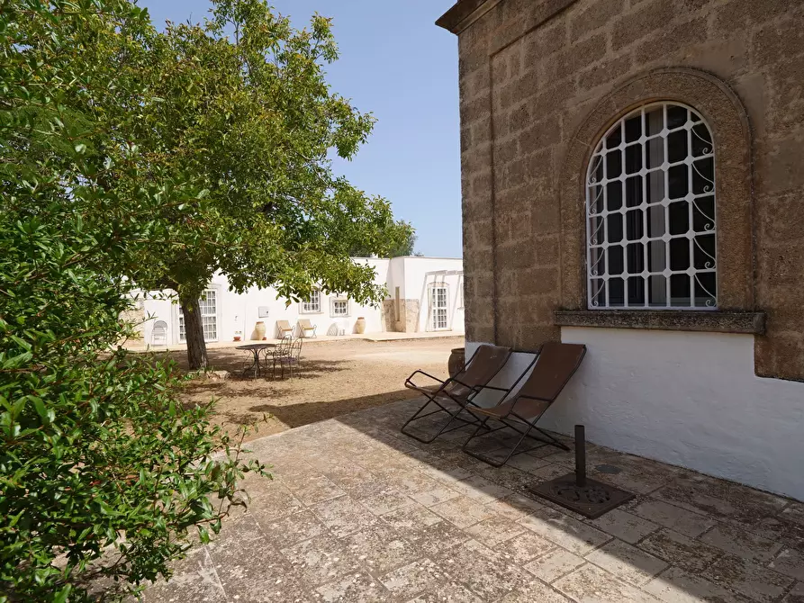 Immagine 17 di Rustico / casale in vendita  in Via Papa Giovanni XXIII a Ostuni
