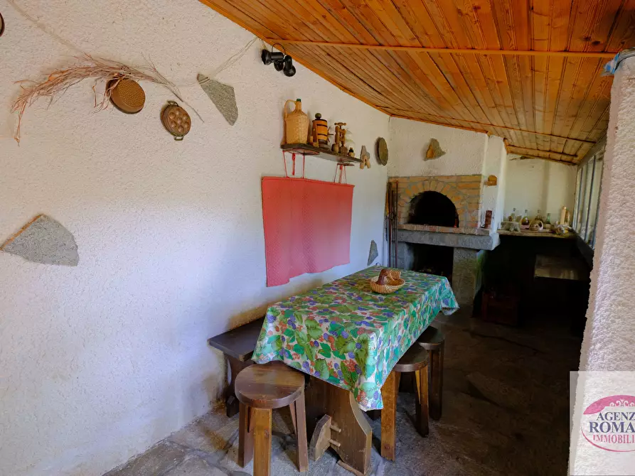 Immagine 33 di Villa in vendita  a Pareto