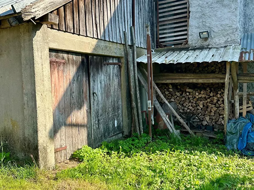 Immagine 27 di Rustico / casale in vendita  in piampaludo a Sassello
