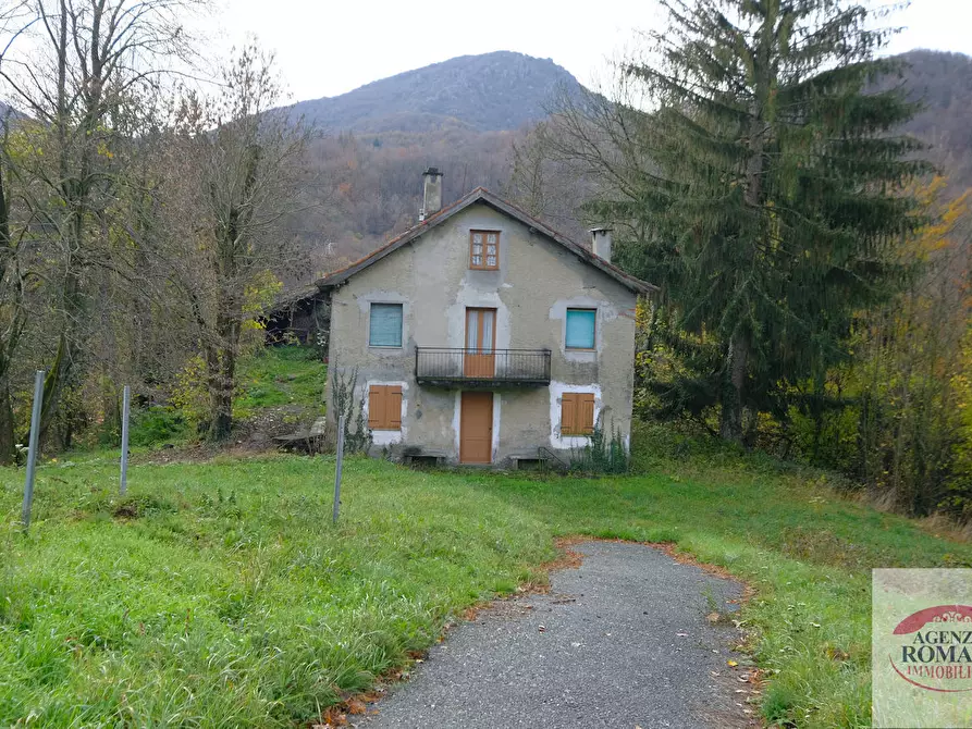 Immagine 1 di Casa indipendente in vendita  a Urbe