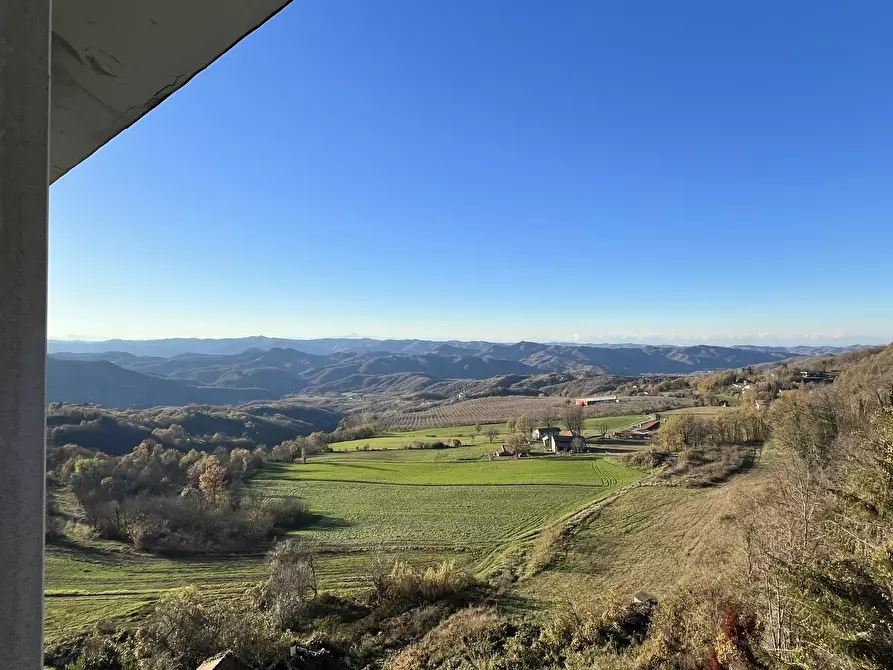 Immagine 18 di Palazzo in vendita  in Regione Chiapino 29 a Ponzone