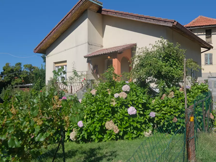 Immagine 1 di Villa in vendita  in Località Poggio 2 a Sassello