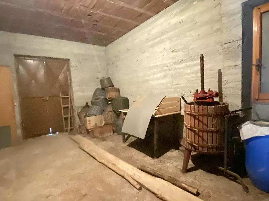 Immagine 14 di Casa indipendente in vendita  a Urbe