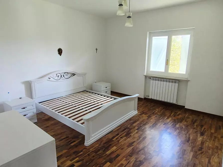 Immagine 26 di Villa in vendita  in Via Francia 75 a Tiglieto