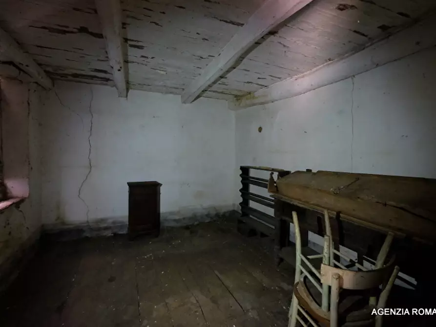 Immagine 12 di Rustico / casale in vendita  a Tiglieto