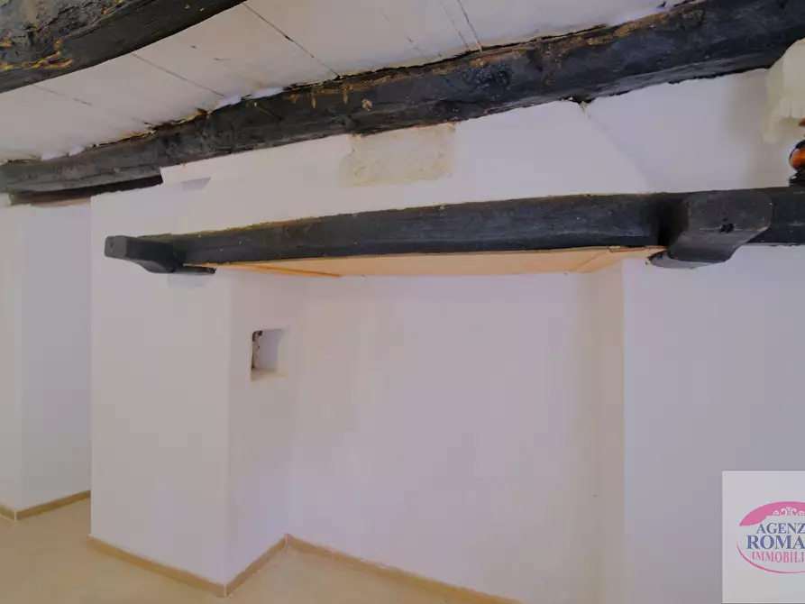 Immagine 18 di Rustico / casale in vendita  a Pareto