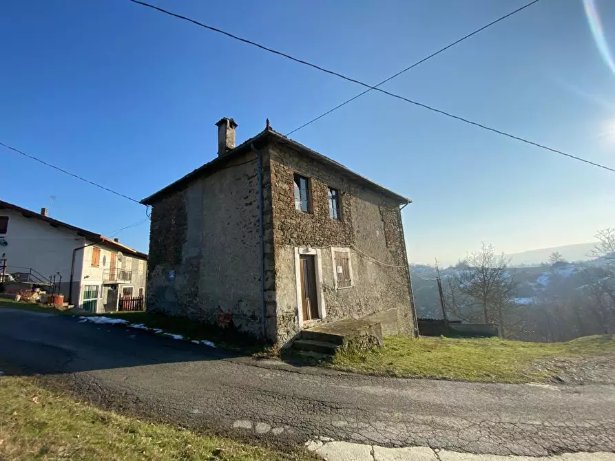 Immagine 3 di Rustico / casale in vendita  in Via G. B. Martinu 25 a Mioglia