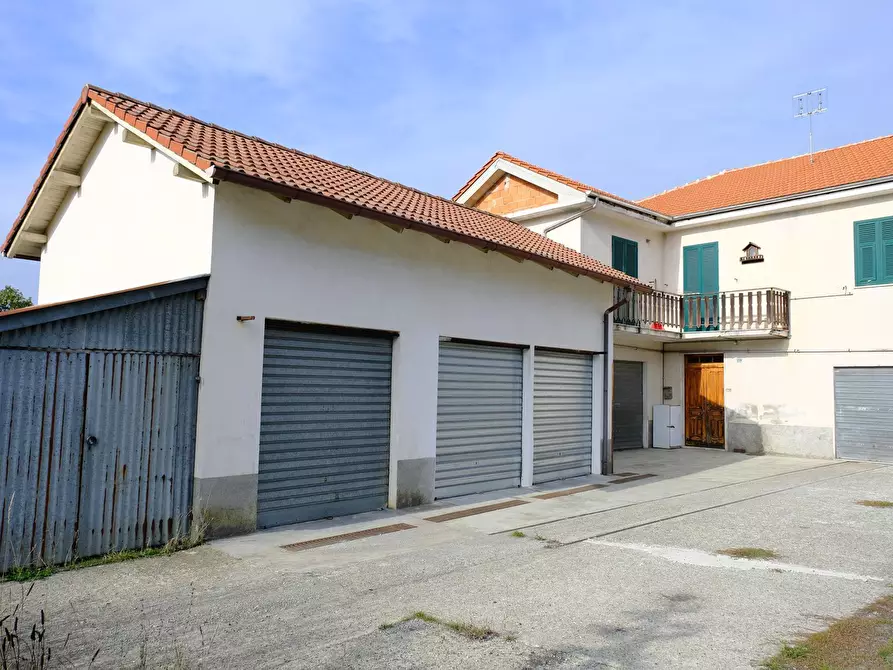 Immagine 4 di Rustico / casale in vendita  a Ponzone